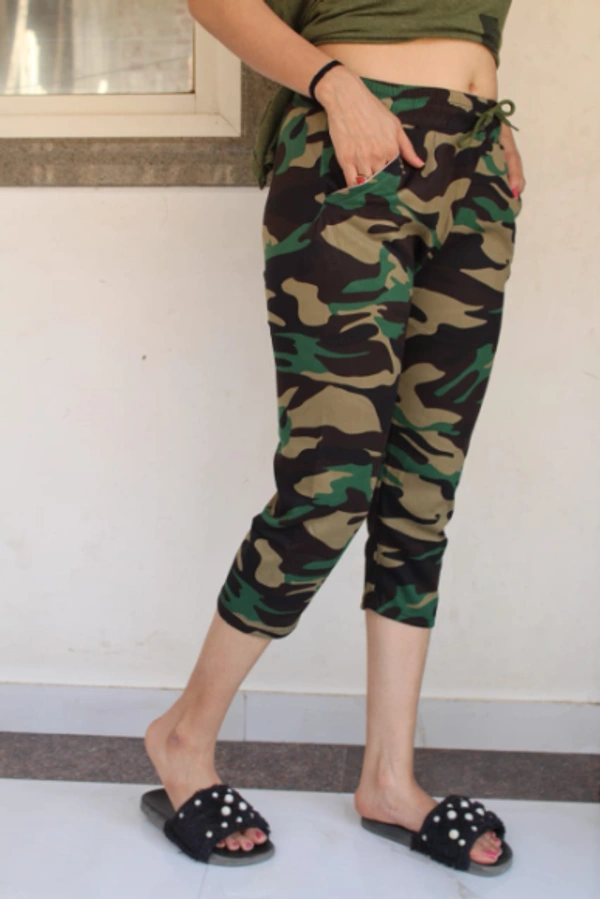  CAPRY  Military petern